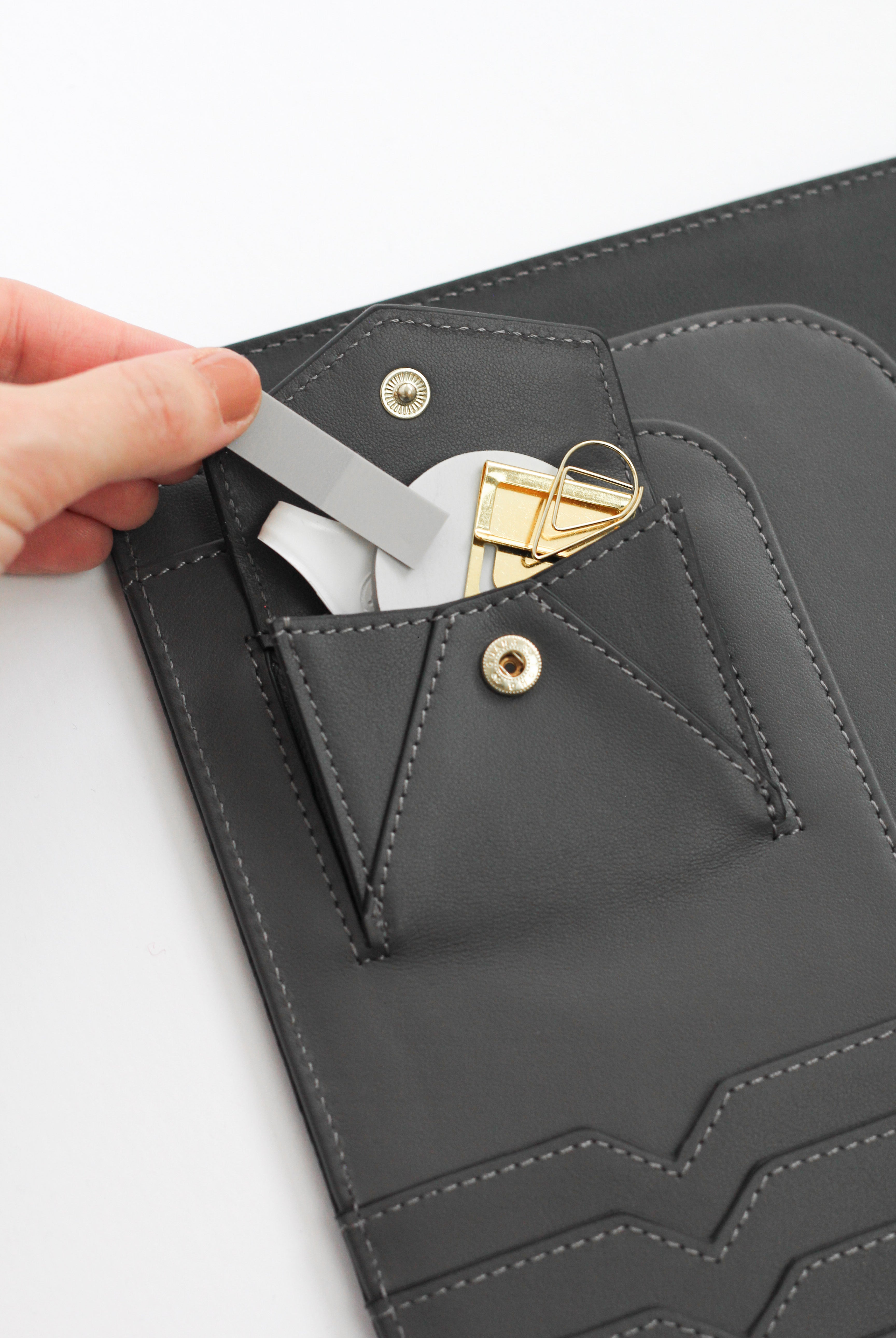 leather planner with pocket